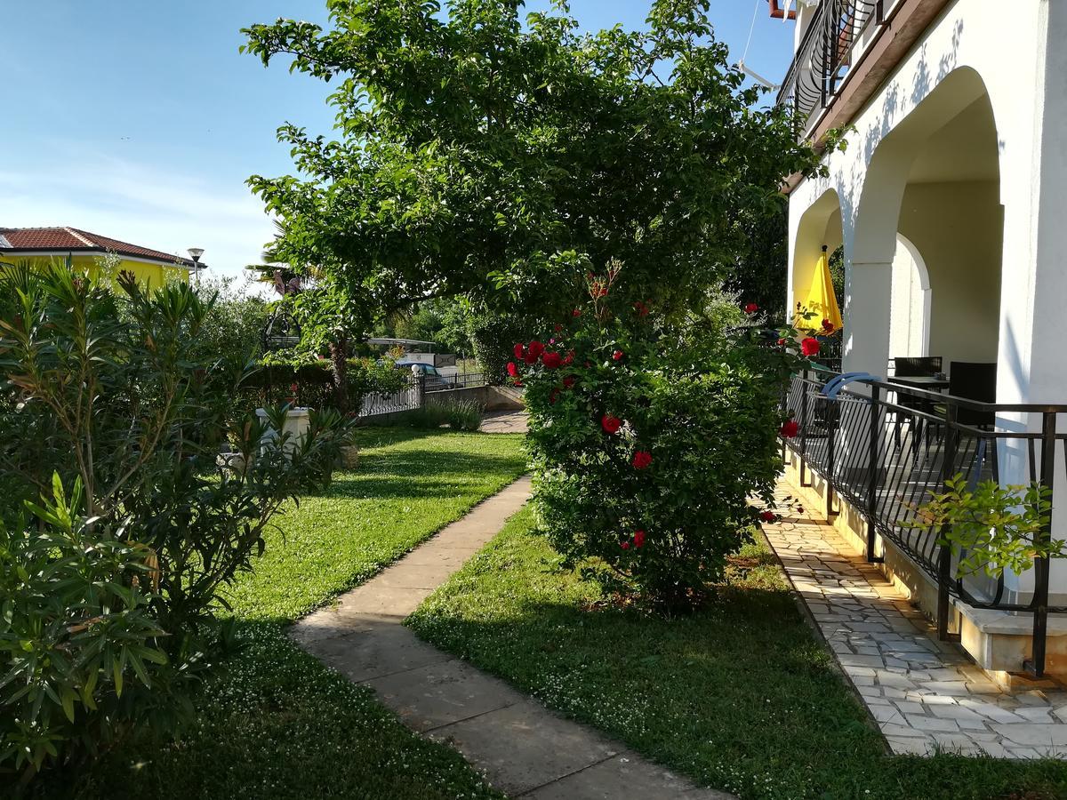 Villa Nina Poreč Exterior foto